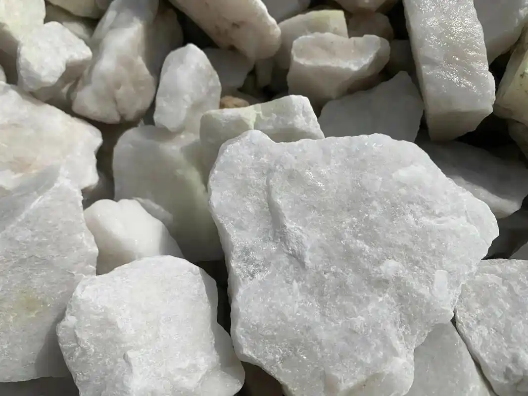 探索石英砂产业链：从开采到终端应用的全景分析